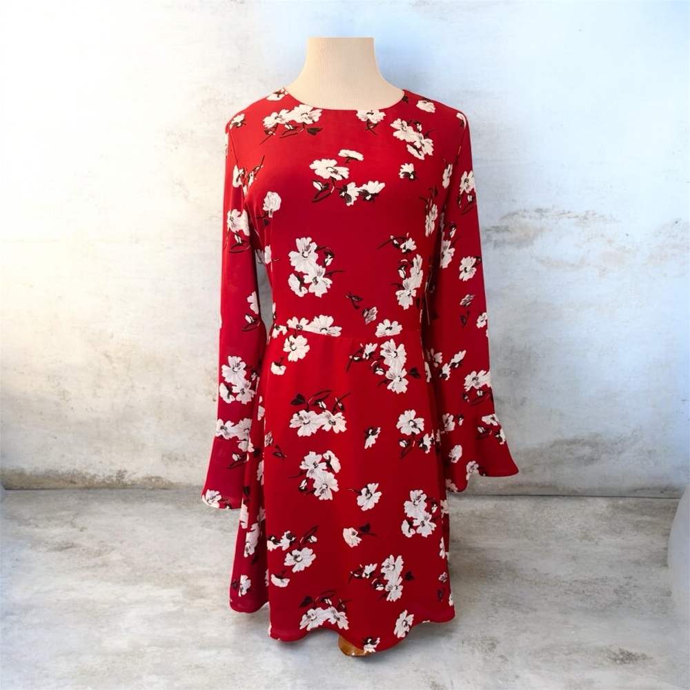 🆕 [Dynamite] Red Floral Print Long Sleeve Dress Sz: PS